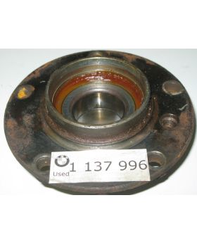 BMW E38 Front Wheel Hub With Bearing 1137996 31211137996