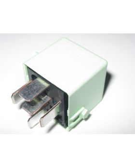 BMW Light Green 12 Volt Auto Relay 61368373700 TYCO V23134-K59-X312 Genuine