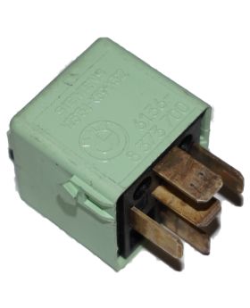 BMW Light Green Relay 8373700 61368373700 TYCO V23134-K59-X312 Used Genuine