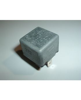 BMW Series 7 E23 Silver Bosch Diode Relay 12 63 1710726 New Genuine