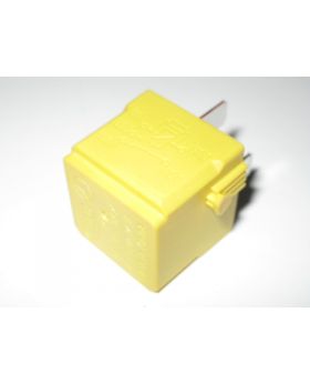 Mercedes Automotive 12 Volt Relay A0025427419 HELLA 4RD007794-24 New Genuine