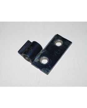 BMW E39 E38 Front Door Upper Left Hinge Bracket 8251263 Used Genuine