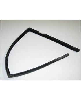 BMW E39 RR Door Window Seal Weatherstrip Gasket 8159818 Used Genuine